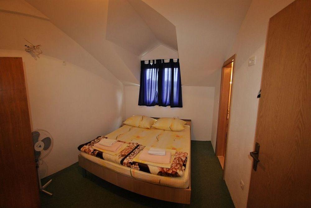 Pansion Ivanka Barac Međugorje Buitenkant foto