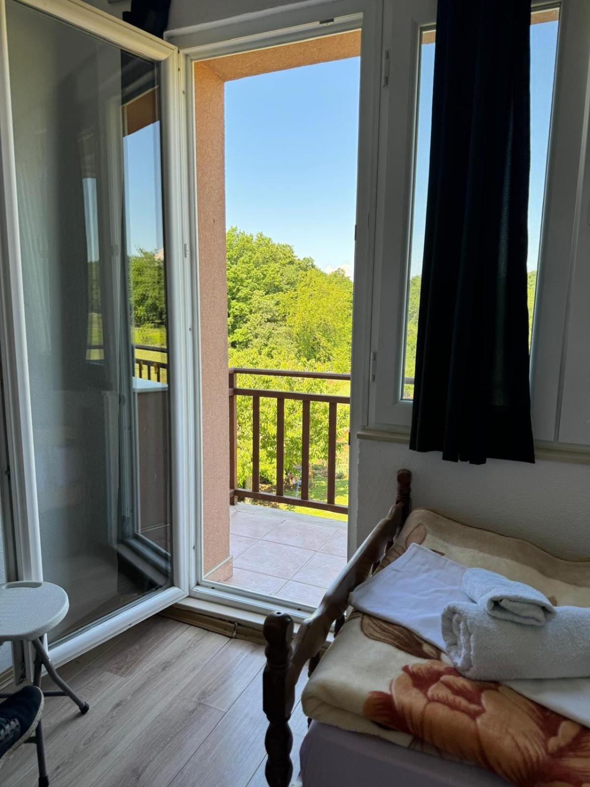 Pansion Ivanka Barac Međugorje Kamer foto